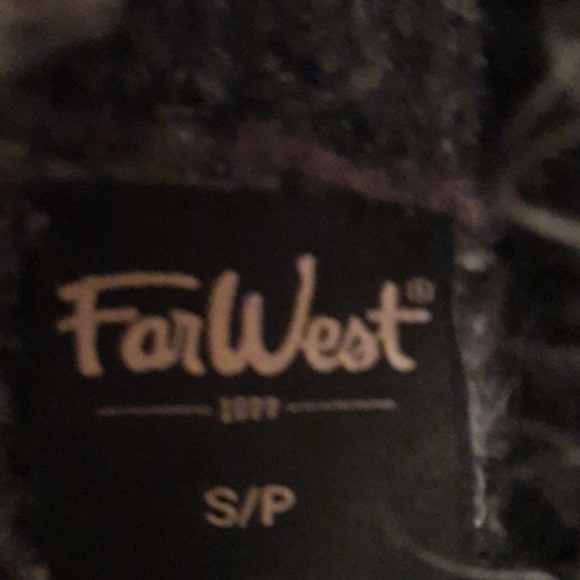 Far West Sweater - Picture 3 of 3
